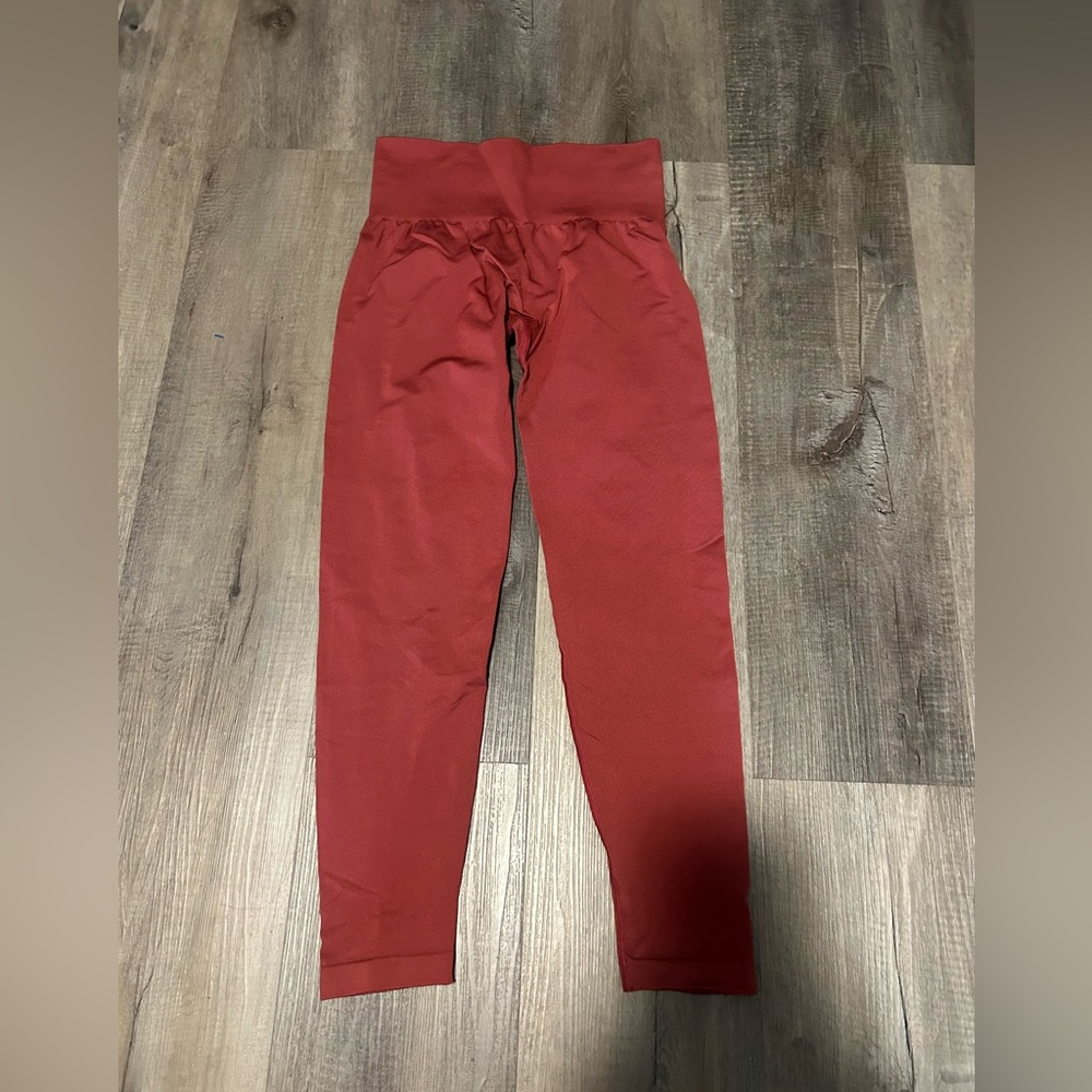 NVGTN compression leggings